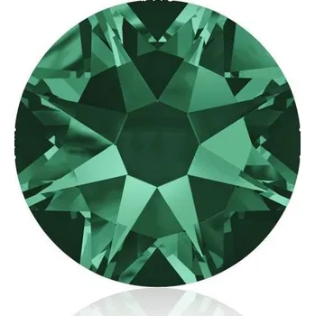 Drahý kámen Swarovski XIRIUS NH ss-20 Emerald