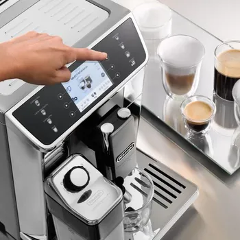 De'Longhi PrimaDonna Elite - barevný displej