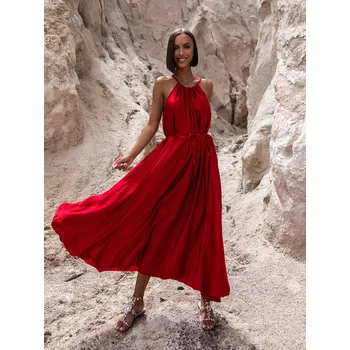 Dámské šaty Bordó dlouhé lesklé elegantní šaty MADES se zavazováním