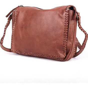 Malá/střední hnědá kožená crossbody kabelka Gianni Conti no. 675