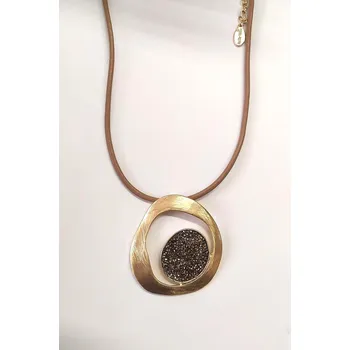 Náhrdelník Náhrdelník z bižuterie - zlatá barva (Zlatý náhrdelník s kamínky)