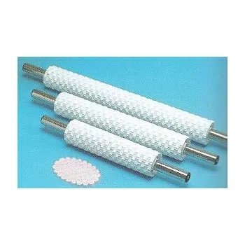 Váleček na těsto Váleček košíkový vzor s ručkou střední - PME