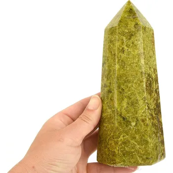 Zelený opál větší špice z Madagaskaru 892g