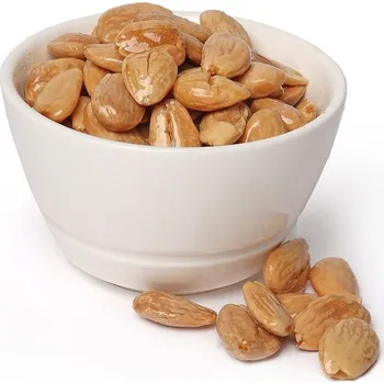 Cheese House Mandle loupané solené Hmotnost: 1kg