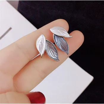 Náušnice B-TOP Dámské náušnice klipsy LIST