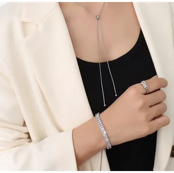 Náramek B-TOP Náramek z nerezové oceli s krystaly