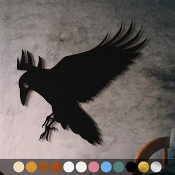 Obraz WoodenPuzzle.cz Dřevěný obraz - Letící havran Barva: Palisandrová lazura, Velikost: M