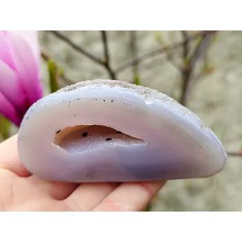 Přírodní kámen Geoda achát přírodní s dutinou Brazílie 196g