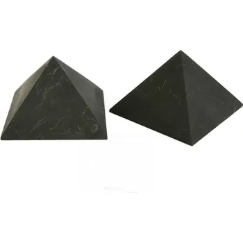 Přírodní kámen Pyramida ze šungitu 9cm - neleštěná