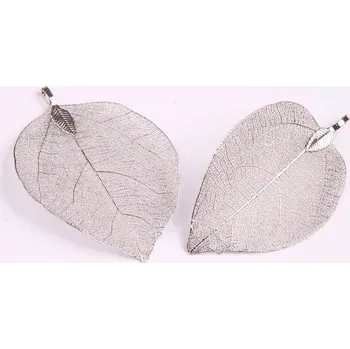 Korálek Kov 542 (52~86x23~46x0.5~3 mm)