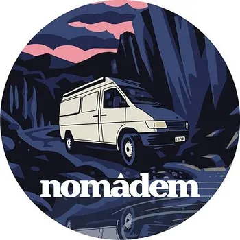 Příslušenství ke karavanu Samolepka Nomádem kulatá (9 cm)