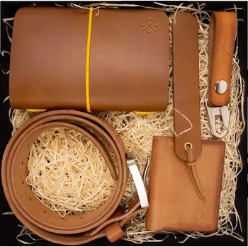 Dárkový potravinový koš Eggo Gentlemans Kit - výhodná dárková souprava pro muže Světle hnědá