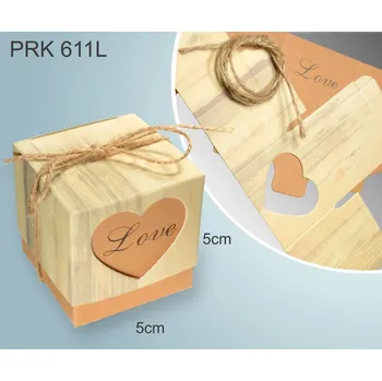 Dárková krabička Krabička na šperky skládací. Materiál papír+provázek. Ozn. PRK 611L. Velikost 5,0x5,0cm. Barva Přírodní s potiskem.
