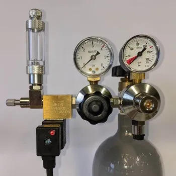 CO² Profi dvoustupňová sestava s elektromagnetem s lahví 5L (Dvoustupňový PROFI CO2 set s elektromagnetem 0.7L)