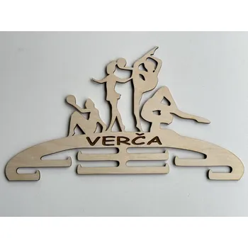 Věšák DCH Věšák na medaile se jménem - HILL Šíře: 40 cm