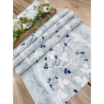 ubrus Běhoun - omrzlé větvičky na modrém mramoru