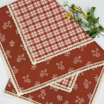 Napron - ubrus červený kanafas kostky a kytičky s krajkou Vzor kanafasu: Kombinované káro, Napron rozměr: 90x90cm