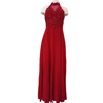 Dámské šaty Eva & Lola Dámské dlouhé plesové šaty s krajkovým živůtkem vínové