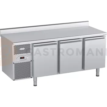 Chladicí stůl s agregátem a plnými dveřmi, zadní lištou a okapovou lištou 1825x600x850 mm | DORA METAL, DM-S-94003