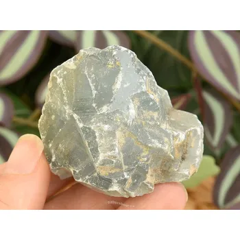 Přírodní kámen Přírodní celestýnový krystal z Madagaskaru 154g