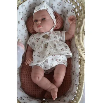 Panenka Reborn miminko - Můj malý reborn - Tufi v košíčku od Antonio Juan (Mi Pequeño Reborn Tufi con capazo )