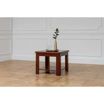 Jednací stůl Nízký, čtvercový stolek Salerio