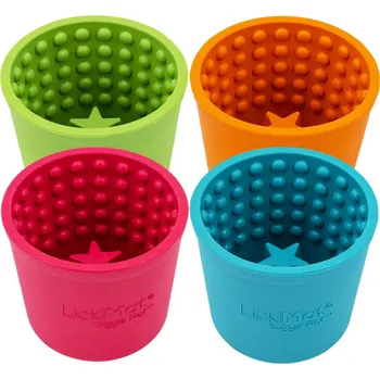lízací podložka LickiMat Yoggie Pot lízací kelímek zelený