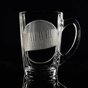 hrnek na čaj 250ml s rytinou klaviatury - ručně ryté (broušené) dárková krabička, dárek pro hudebníka