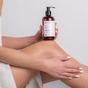 Masážní přípravek Masážní tělový olej omlazující z růže Alteya Organics 250 ml