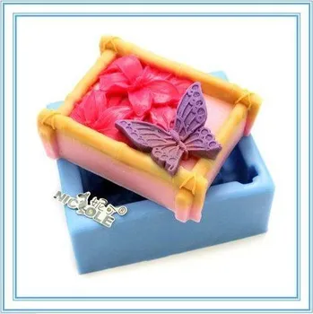 Silikonová forma - Motýl s květinami 80 x 60 x 30 mm