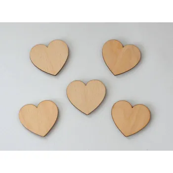 Dřevěná dekorace SRDÍČKO přírodní