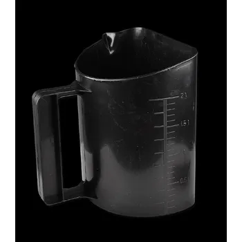 Čištění pro koně Waldhausen Plastová odměrka na krmivo Barva: Černá