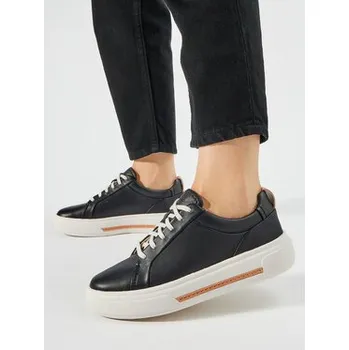 Dámská obuv Clarks Sneakersy Hollyhock Walk 26176307 Černá 36