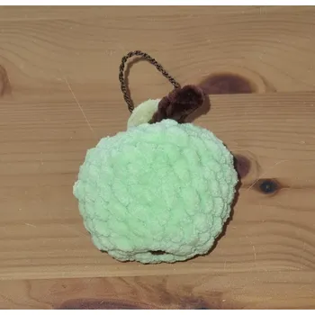 Háčkovaný přívěsek na klíče (hobby horse) - jablko Barva: Zelená