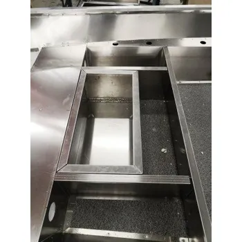 Příslušenství ke karavanu Nádrž na vodu s vrchním víkem