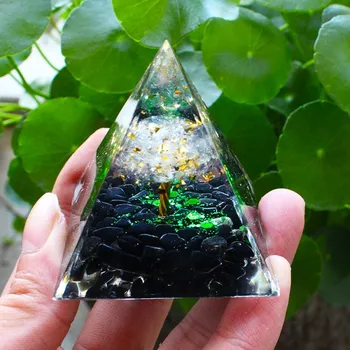 Orgonitová pyramida křišťál a onyx - Strom života 5x5 cm