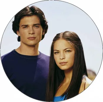 Jedlá dekorace na dort Jedlý papír Smallvile Clark a Lana Lang 19,5 cm