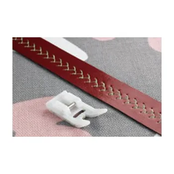 Příslušenství k šicímu stroji Příslušenství Bernette - teflonová patka s jinou přilnavostí