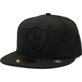 Módní doplněk Kšiltovka New Era - NFL Black on Black 59FIFTY - Las Vegas Raiders - Black velikosti fitted caps 7 7/8 (62.5 cm)