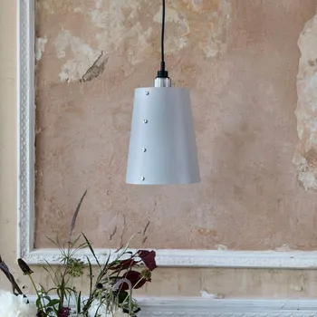 Buster + Punch Hooked 1.0 large šedá/ocel - výška stínidla 26 cm šedá kamenná, ocel 1 x 40 W - Doprava zdarma