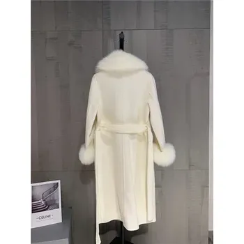 Dámský kabát Vlněný dámský kabát s pravou kožešinou Barva: Bílá, Velikost: M