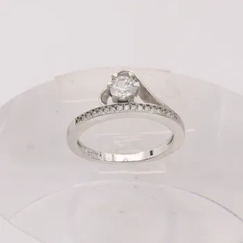 Prsten Stříbrný prsten s kamenem