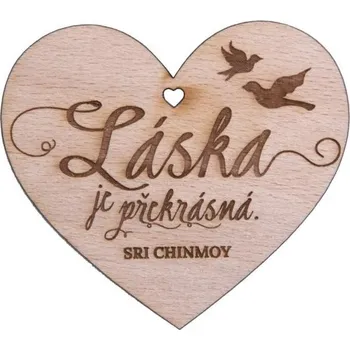 Party dekorace Dřevěné srdíčko "Láska je překrásná"