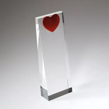 Skleněná trofej srdce 200, (Skleněná trofej 70 x 205x 30/10 mm)