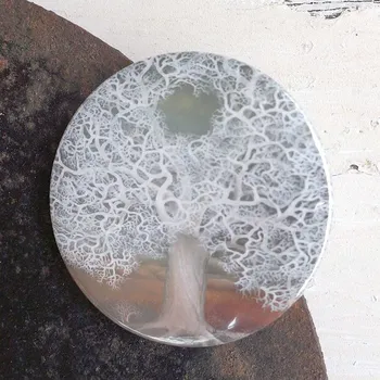 Dekorativní magnet Zuzana Honsová Krajkový strom magnet 56 mm