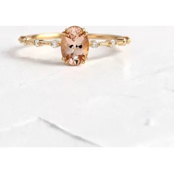 Prsten Stříbrný zlacený prsten s Rose gold zirkonem Evelyn - 57