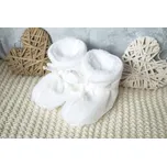 AMÁLKA Zateplené kojenecké bačkůrky chlupatkou, bílé Velikost: 56-68