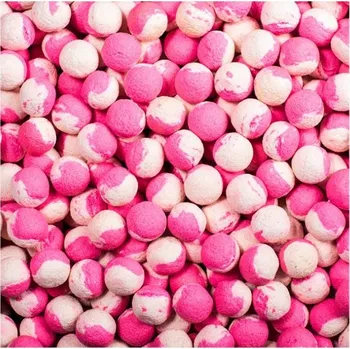 Nástraha Boilies LK Baits DUO X-Tra Wild Strawberry/Carp Secret 1kg Průměr 20mm