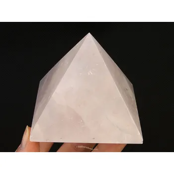 Přírodní kámen Pyramida z růženínu 331g (Brazílie)