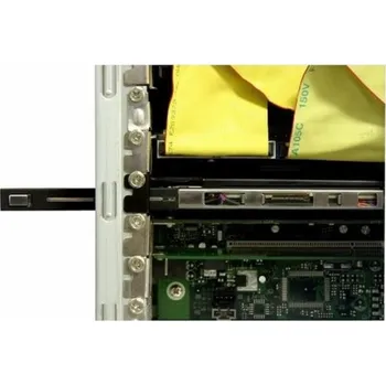 Odnímatelný rámeček slotu pro 1 x 2,5” SATA HDD